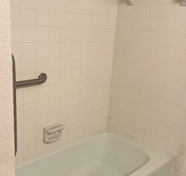 5809 Lance Ct — Photo 15