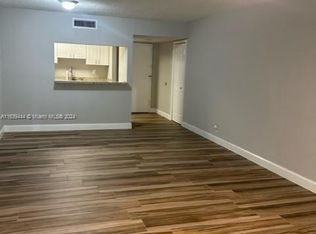 303 Racquet Club Rd APT 106, Fort Lauderdale, FL 33326