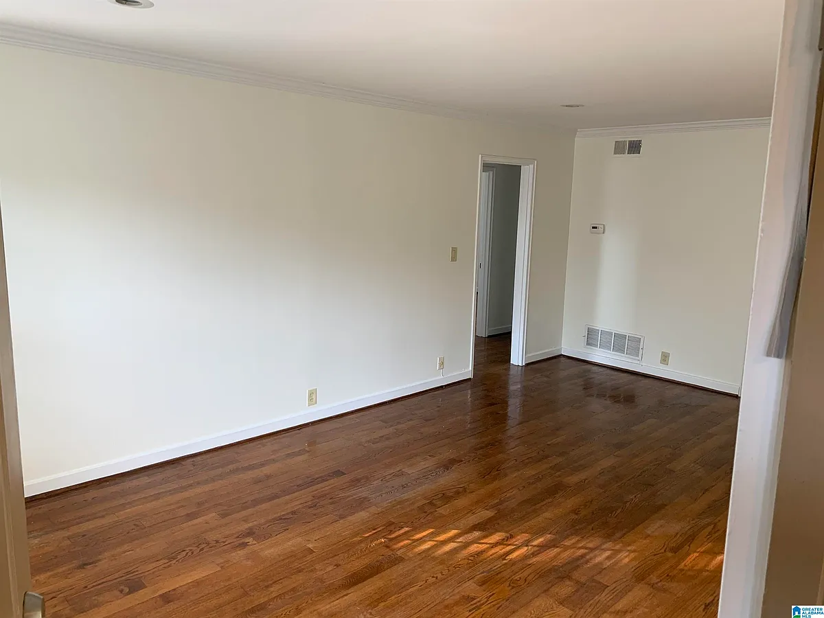 Building Photo - 204 Fox Hall Rd #C