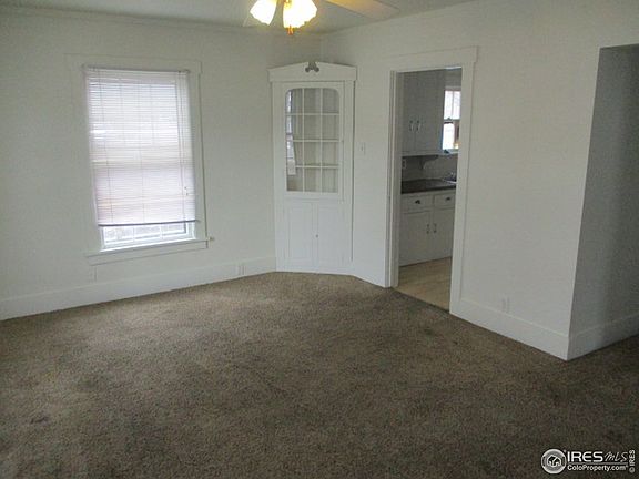 3rd image of 226 23rd Ave