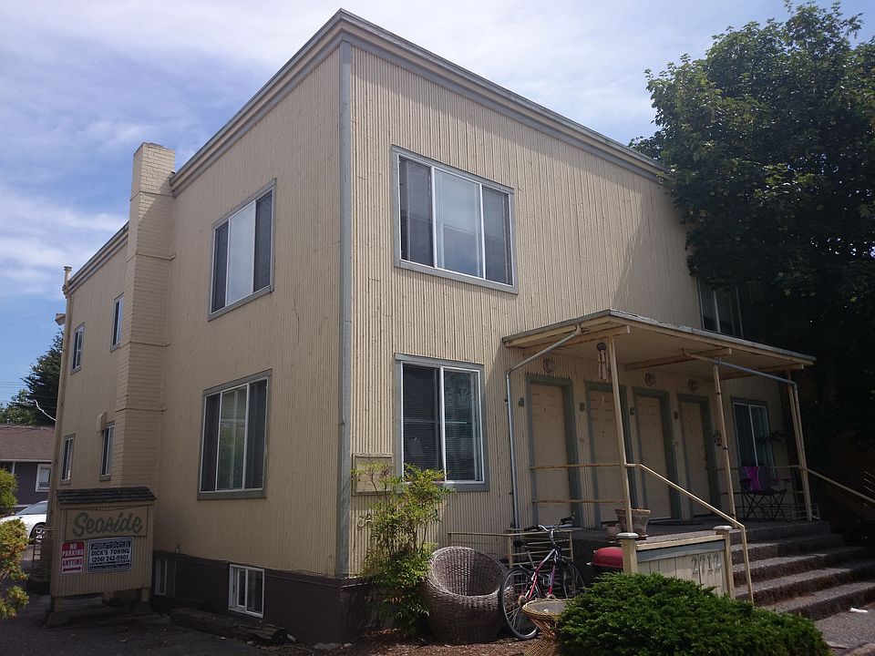 2nd image of 2712 60th Ave SW APT D