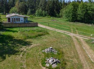 663 Erving Jacobs Rd, Port Angeles, WA 98362