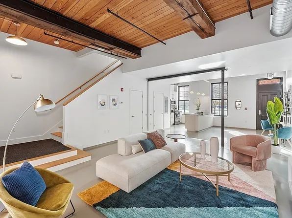 160 Water St #23, Williamstown, MA 01267