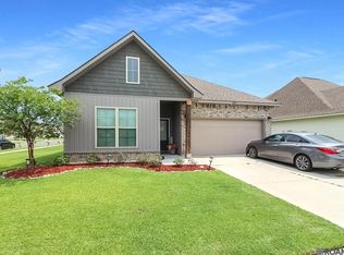 39519 Parkfair Dr, Gonzales, LA 70737