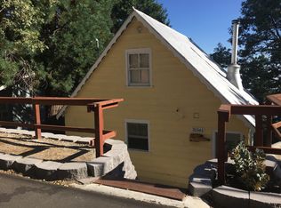 31561 Panorama Dr, Running Springs, CA 92382