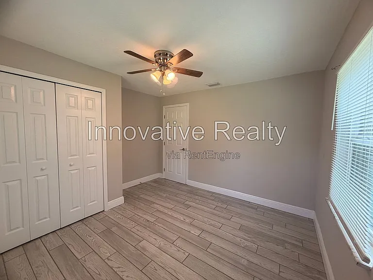 144 N Park Ave — Photo 13