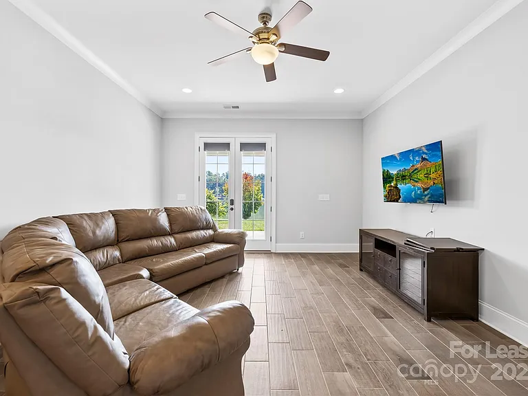 124 Sisters Cove Ct — Photo 41