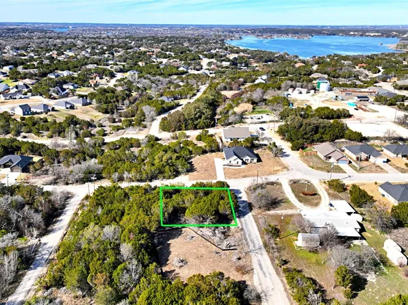 5826 Stonegate Cir, Granbury, TX 76048