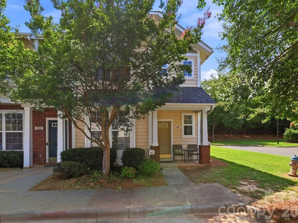 700 Shellstone Pl, Fort Mill, SC 29708