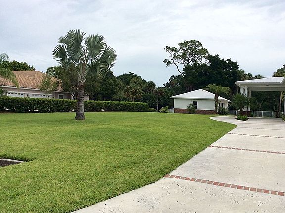 5th image of 12830 Treeline Ct