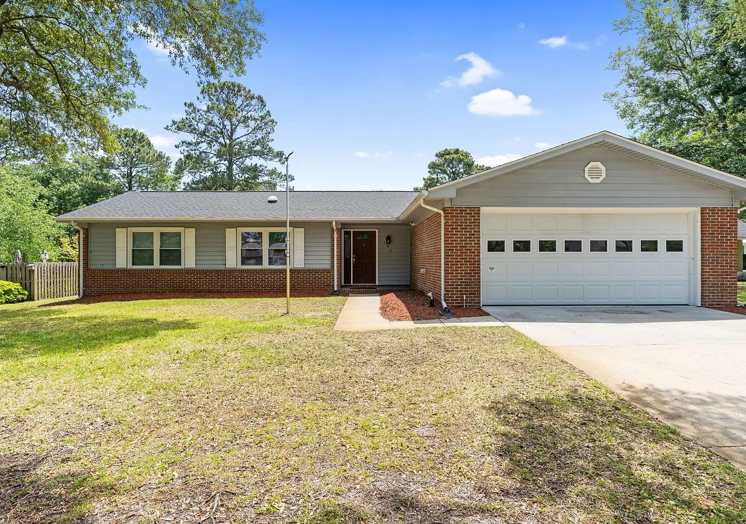 Horsin' Around | Furnished 3BR Midterm Rental in Wilmington — Photo 1