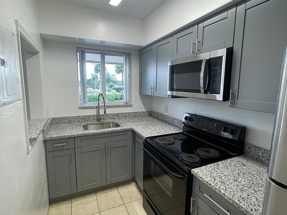 1st image of 6400 NE 18th Ave APT 14