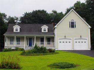 36 Ruth St, Trumbull, CT 06611