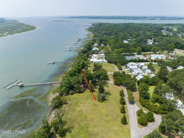 16 Sheffield Avenue, Beaufort, SC 29907