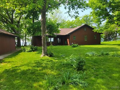 4859 Becker Ln, Three Mile Bay, NY, 13693