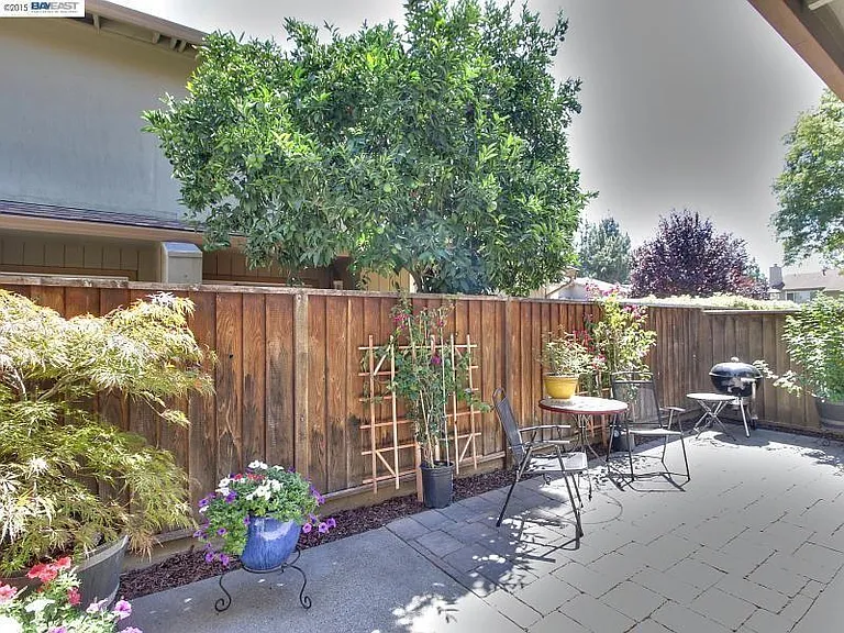 104 Rose Ln — Photo 11