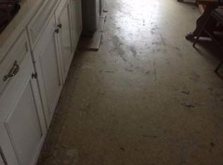 1005 W Kenneth Rd, Glendale, CA 91202