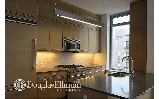 Rented by Douglas Elliman | media 24