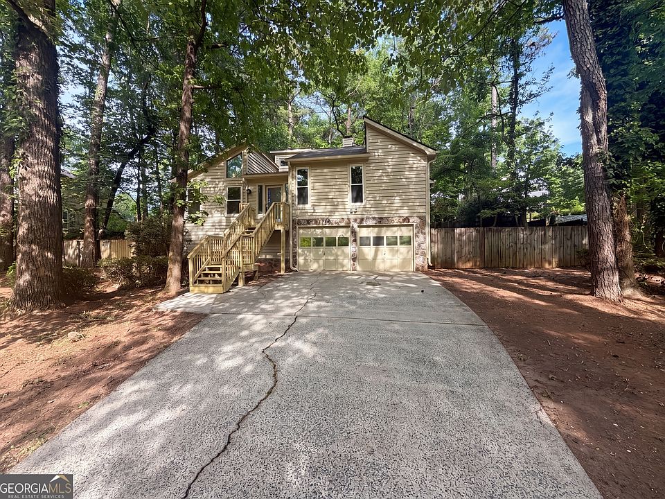 1st image of 3143 Chase Ct SW