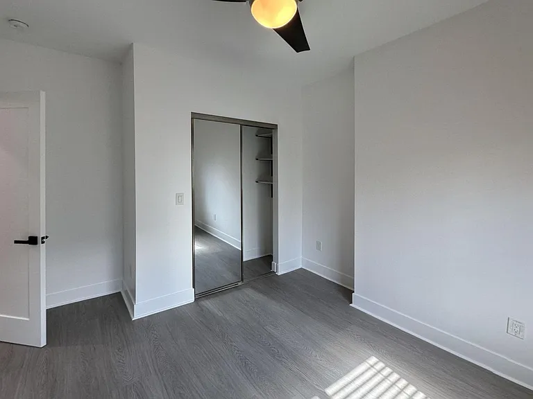 1206 N Alexandria Ave — Photo 13