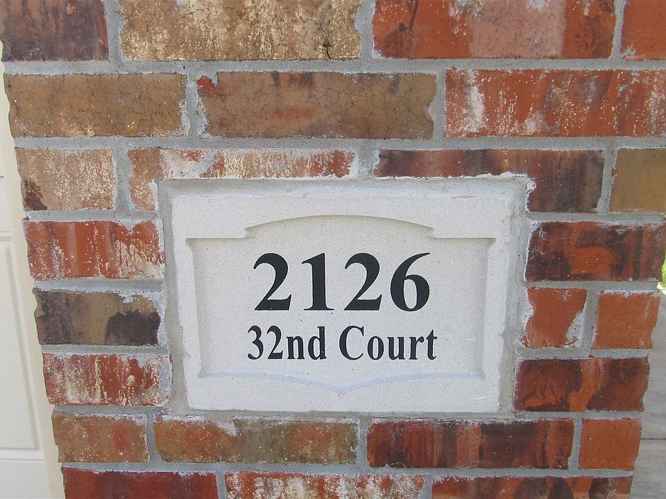 2126 32nd Court