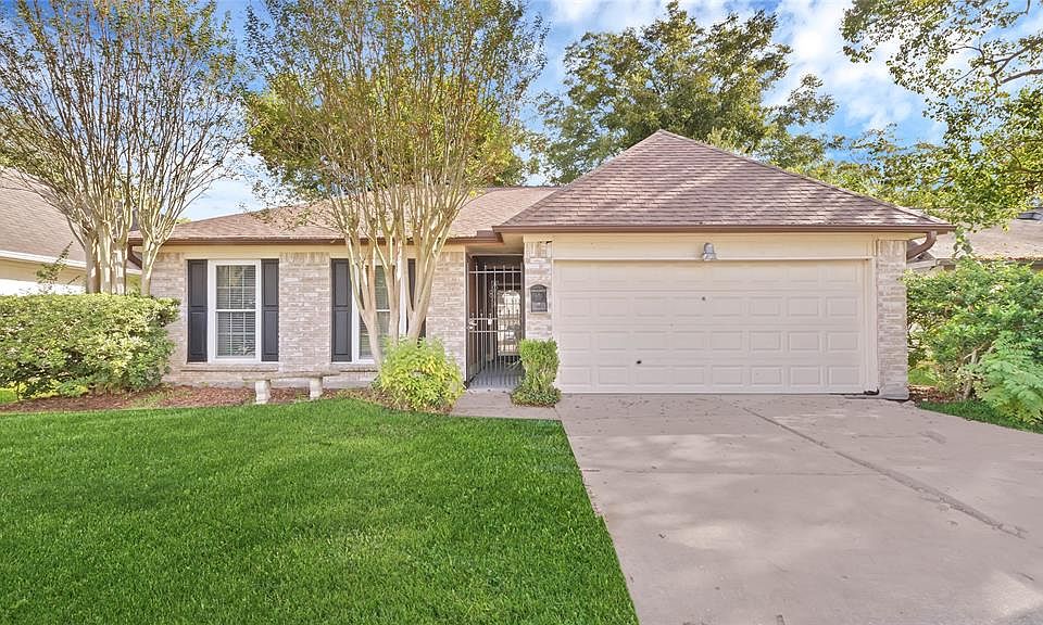 1st image of 10914 Kirkbrush Dr