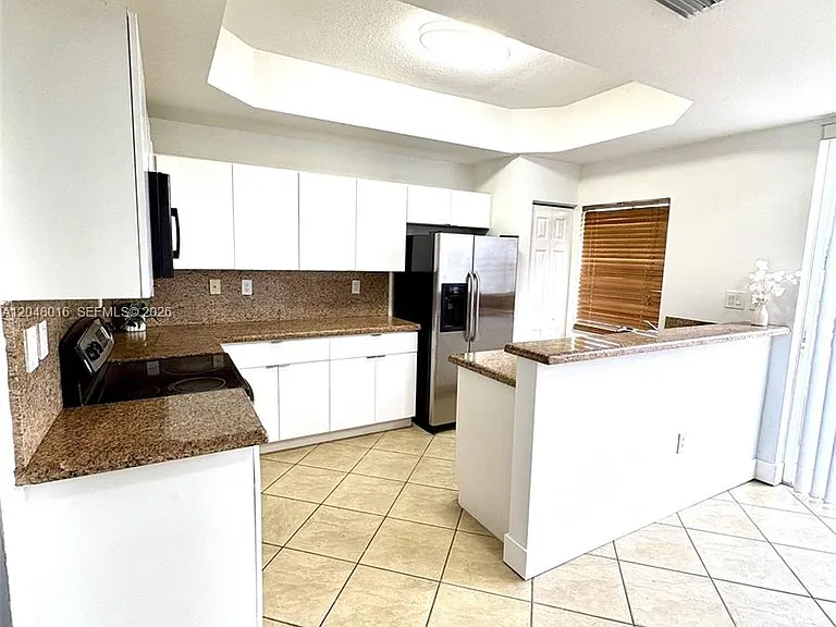 14302 SW 11th St #1101 — Photo 3