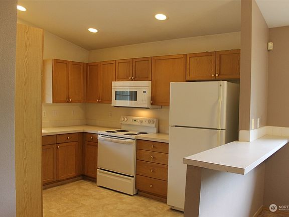 5th image of 23211 40th Avenue E