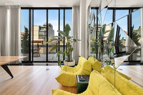 Sold by Sotheby's International Realty | media 38