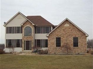 4955 Cessna Ave, Brunswick, OH 44212