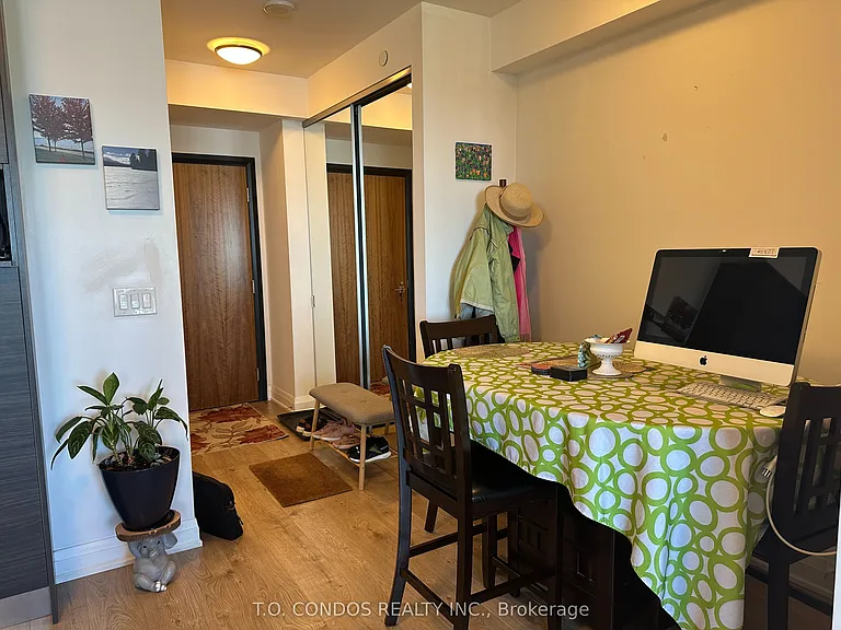 36 Park Lawn Rd #1506 — Photo 2