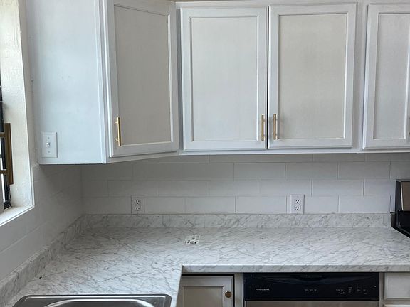 2nd image of 1306 Eidson Ave