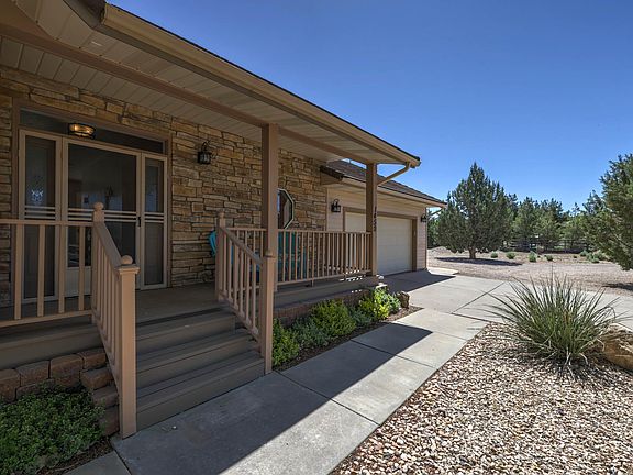 3rd image of 1450 Sand Cove Trl W