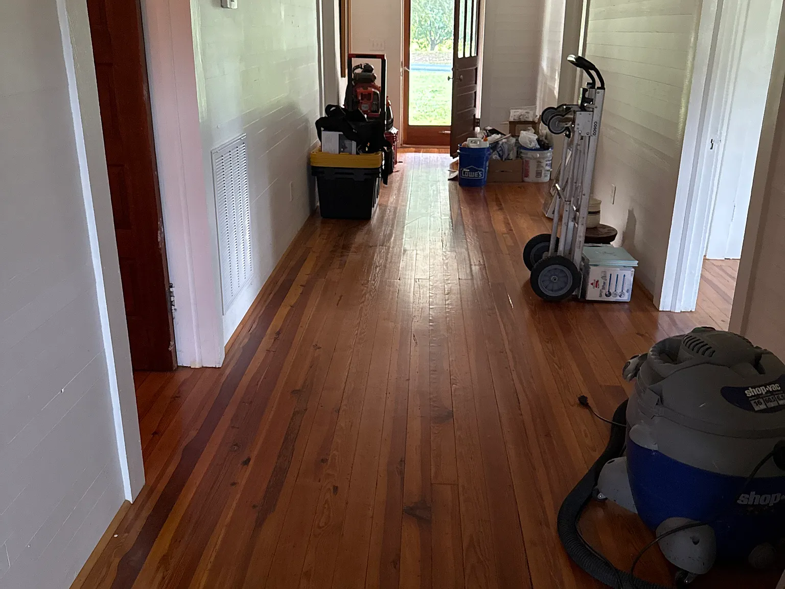 905 Hamilton Cir — Photo 3