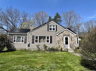 24 Gallup St, Plainfield, CT 06374