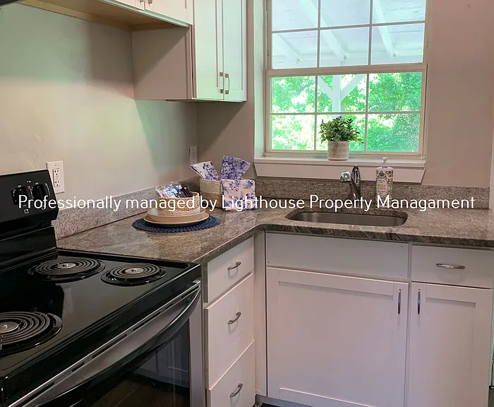 5139 Camille Ave — Photo 2