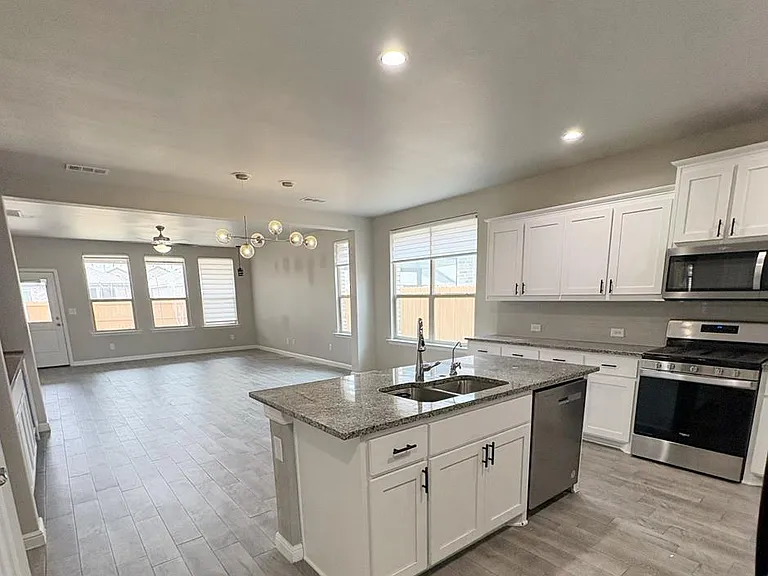 3109 Mountain Quail Rd — Photo 6