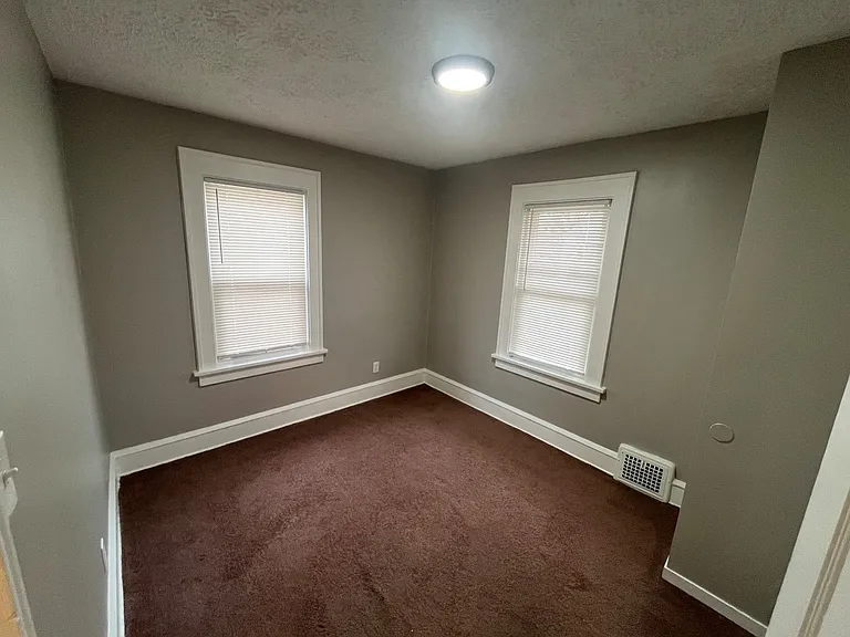 825 Smith Ave NW — Photo 23