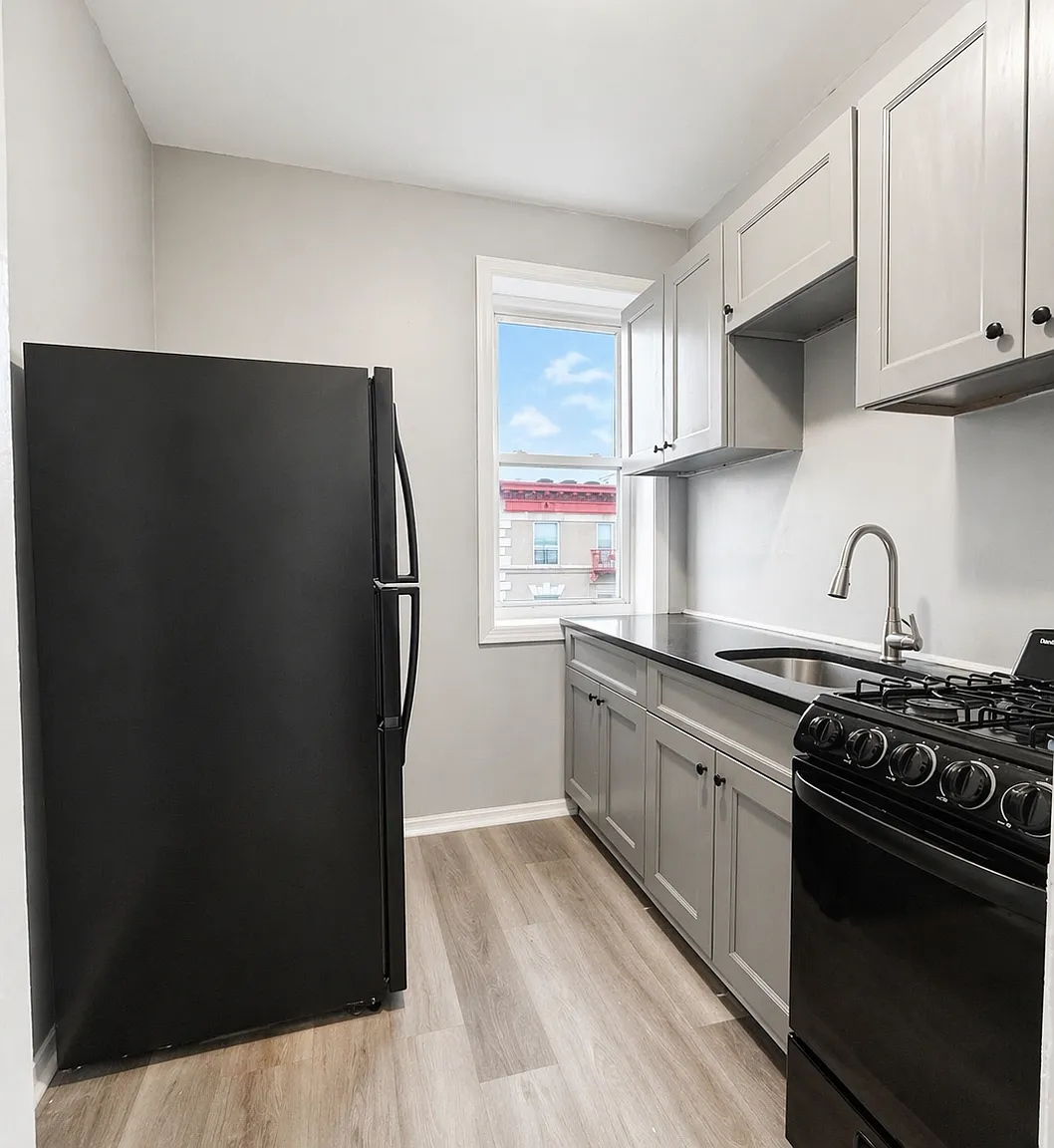 1 bed, 600 sqft, $1,600 — Photo 2