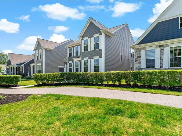 2008 Ashton Row, Bridgeville, PA 15017