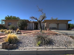 705 Rincon De Romos Dr SE, Rio Rancho, NM 87124