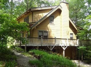 1675 Crestview Dr, Otto, NC 28763