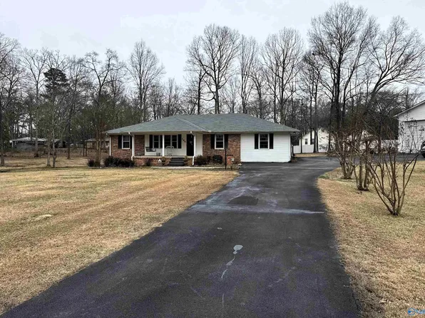 164 Arcadia Cir, Arab, AL 35016