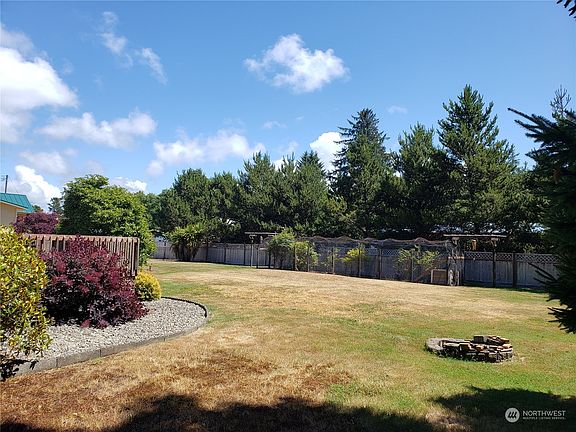 5th image of 421 W Grant Avenue