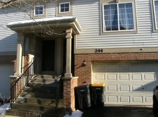 244 Monarch Dr #C, Streamwood, IL