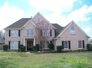 1469 Stable Run Dr, Cordova, TN 38016