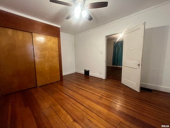 4th image of 1942 S 11th St