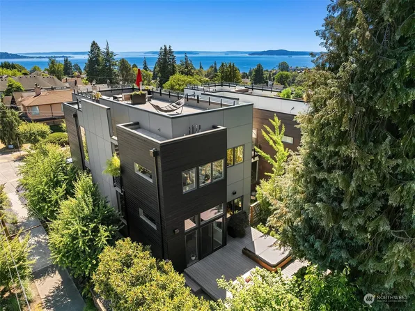 2800 W Boston Street, Seattle, WA 98199