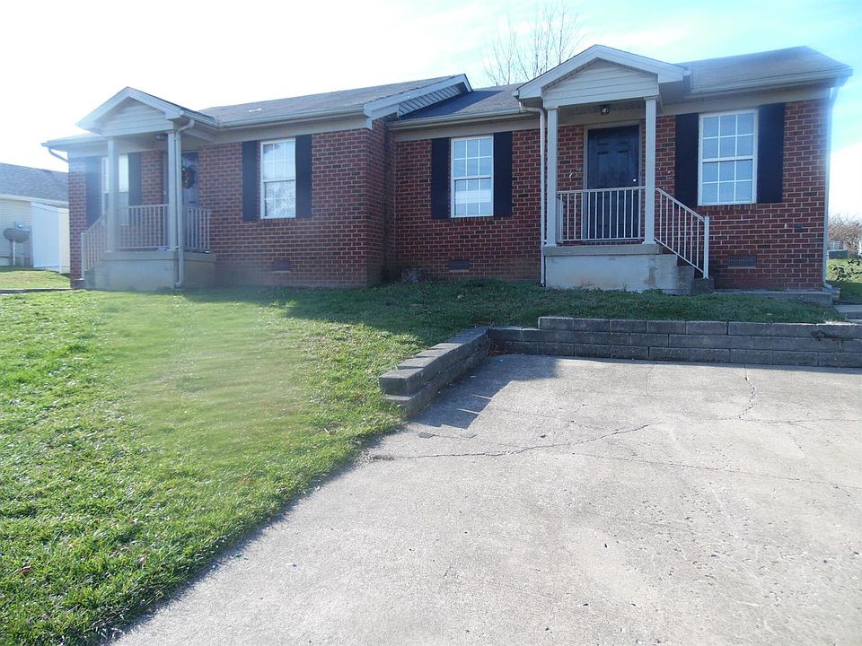 1st image of 204 Poplar Cir #B