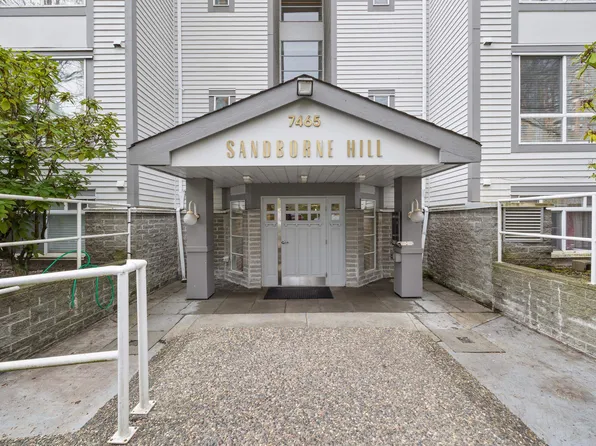 7465 Sandborne Ave #205, Burnaby, BC V3N 4W7